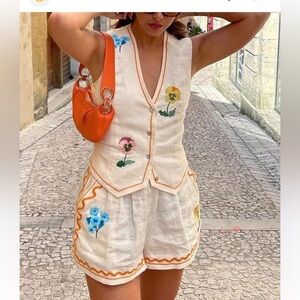 Commense Floral Embroidered Cream Shorts & Shirt